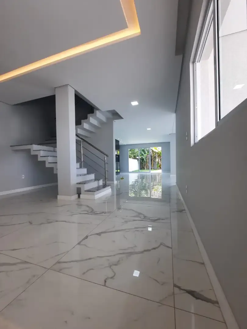 Belissima casa com 3 dormitórios na Praia dos Ingleses — foto 9