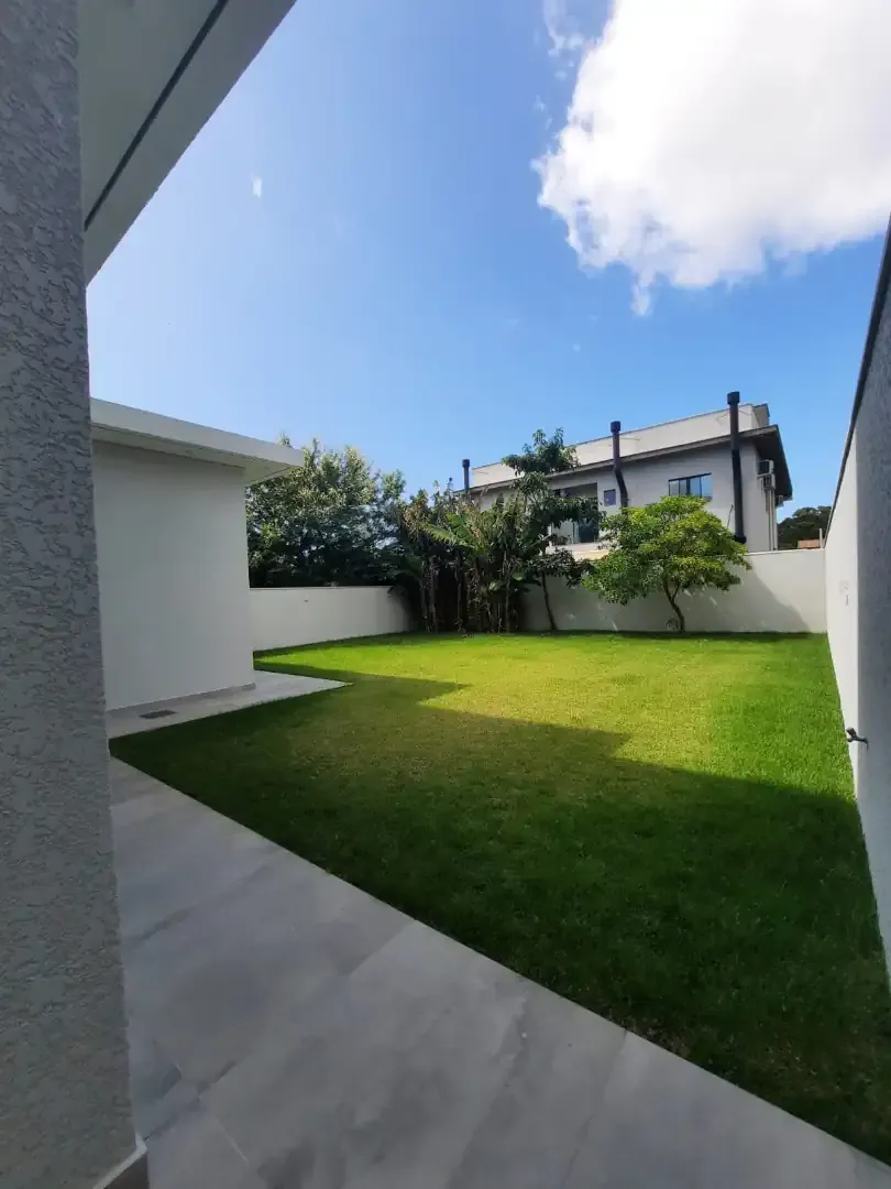 Belissima casa com 3 dormitórios na Praia dos Ingleses — foto 18